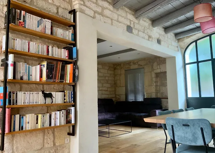 La Maison De La Place - Charming House With Swimming Pool & Exposed Stone Hébergement de vacances