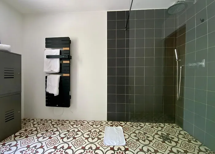 Hébergement de vacances La Maison De La Place - Charming House With Swimming Pool & Exposed Stone Mudaison