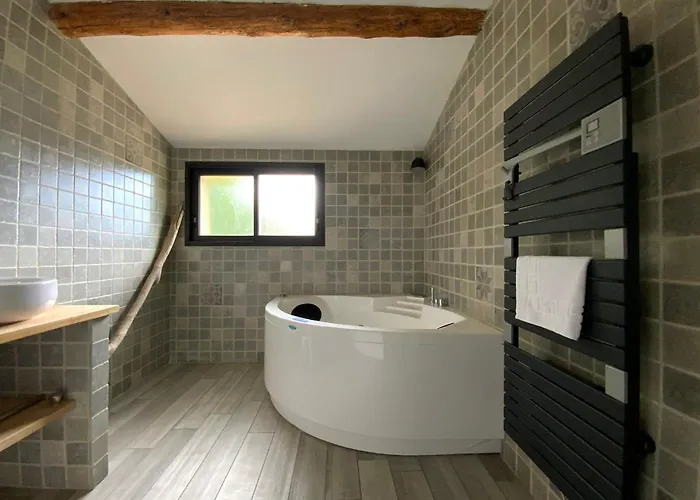 La Maison De La Place - Charming House With Swimming Pool & Exposed Stone * Mudaison