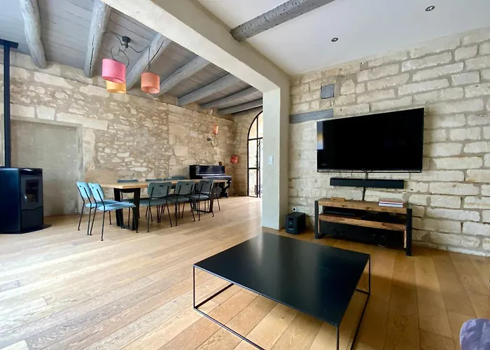 La Maison De La Place - Charming House With Swimming Pool & Exposed Stone