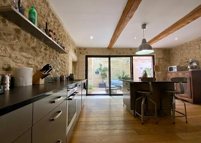Hébergement de vacances La Maison De La Place - Charming House With Swimming Pool & Exposed Stone Mudaison